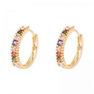 Cearnógna hEorpa agus Mheiriceá Cearnóg Chearnóg Chearnóg Cluaise cluaise cluaise baineann cluaise micrea-inlithe óir-phlátáilte óir-plátáilte earrings